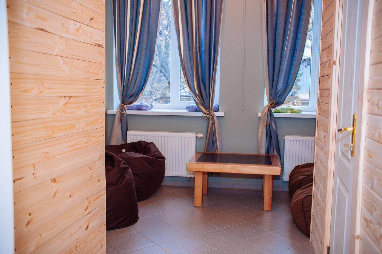Papa'S Hostel Τσέρνιγκοφ Εξωτερικό φωτογραφία