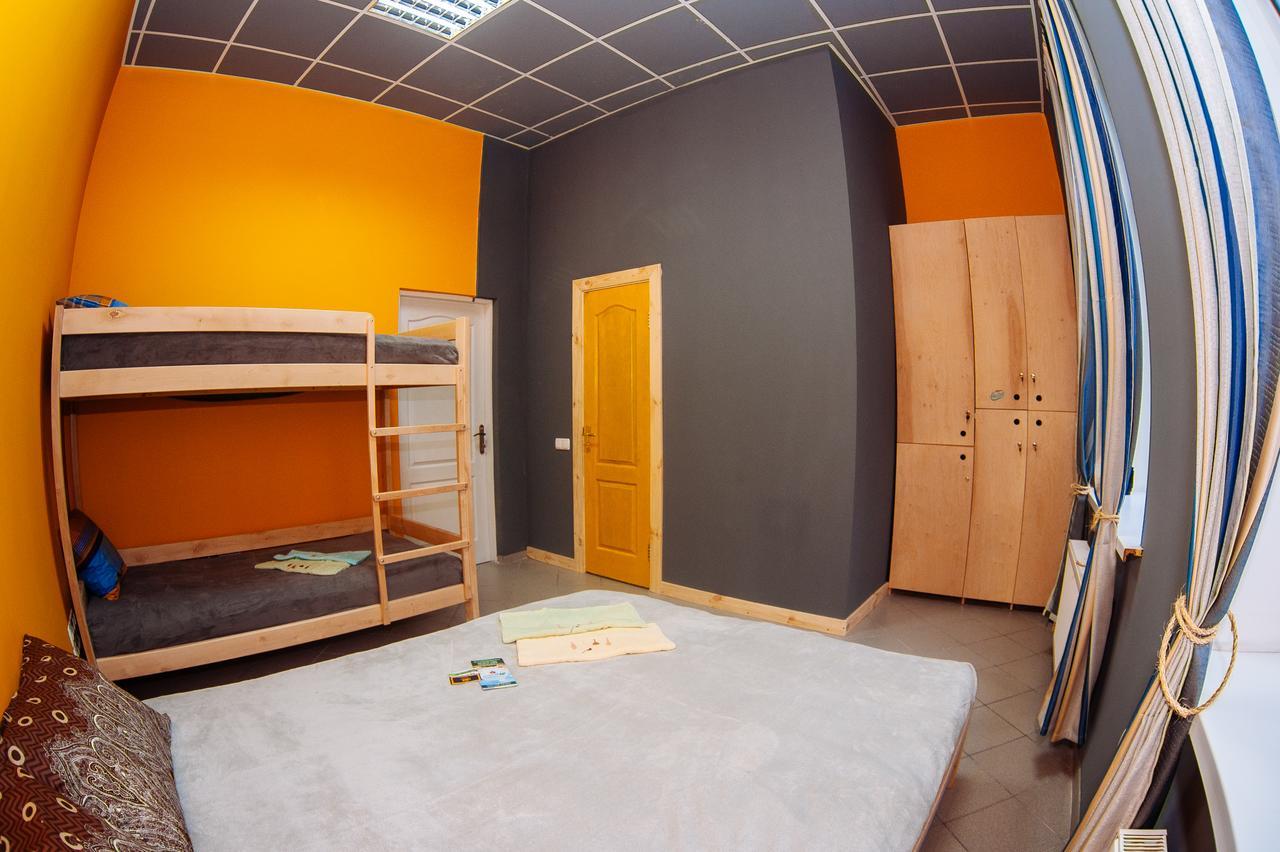 Papa'S Hostel Τσέρνιγκοφ Εξωτερικό φωτογραφία
